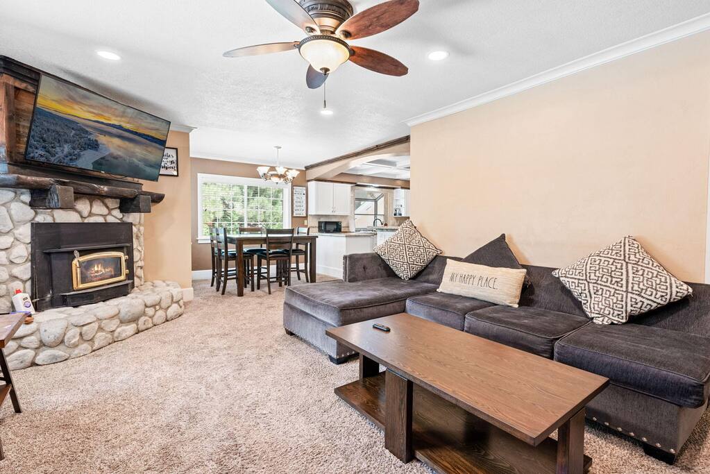Big Bear Getaway | 3BR House w/Game Room
