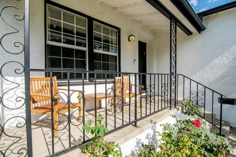 3BR LA Family Home w/ Yard & BBQ