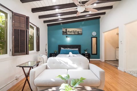 Cozy Studio by Rodeo Drive