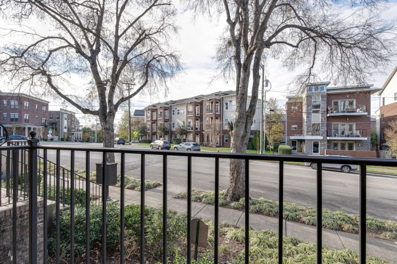 Sweet Summer Lovin Balcony View