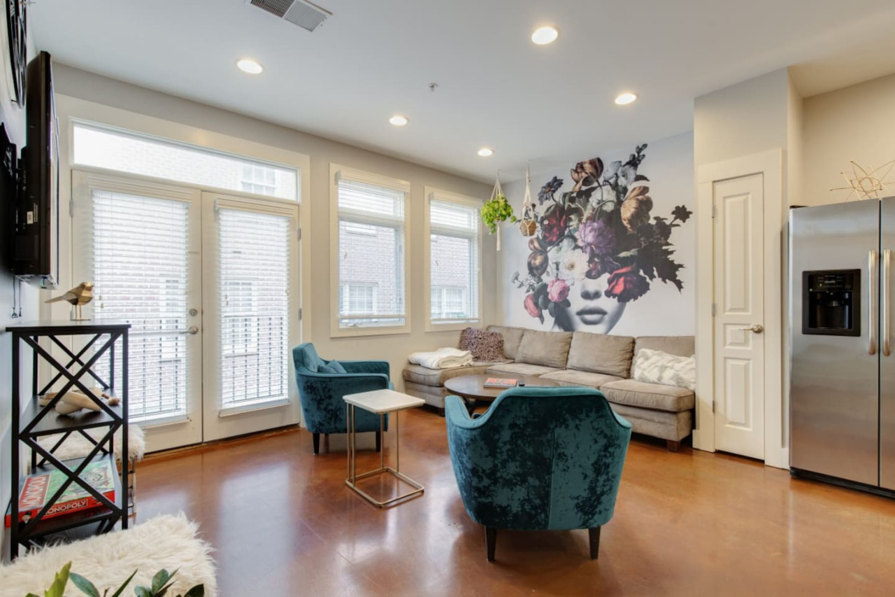 Bring friends - enjoy some wine and games