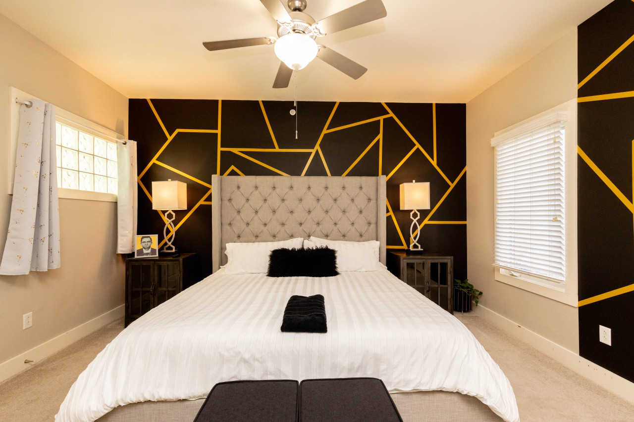 cashville-near-music-row-private-balcony*/