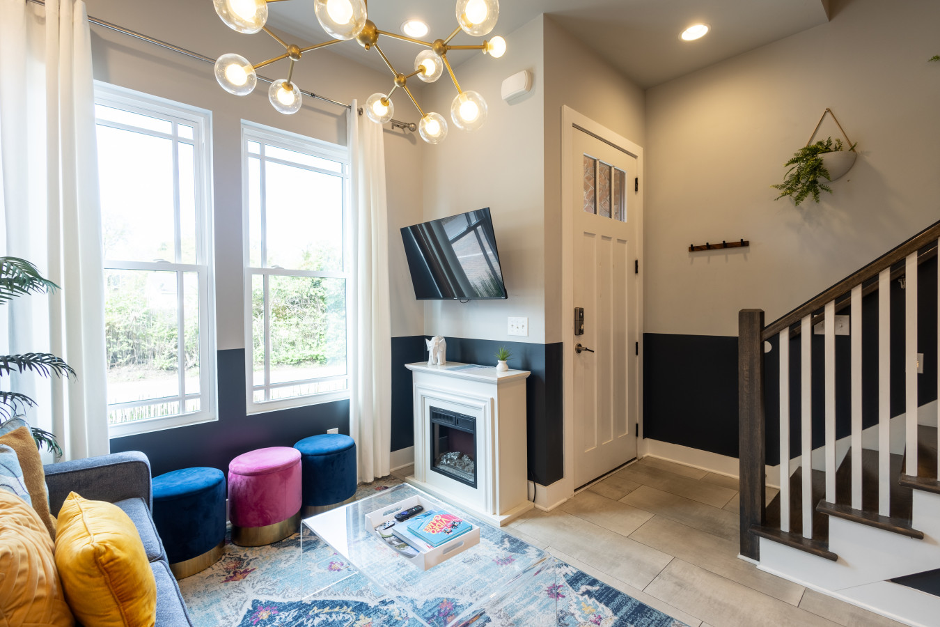 Guitars & Stars- Music City Comfort