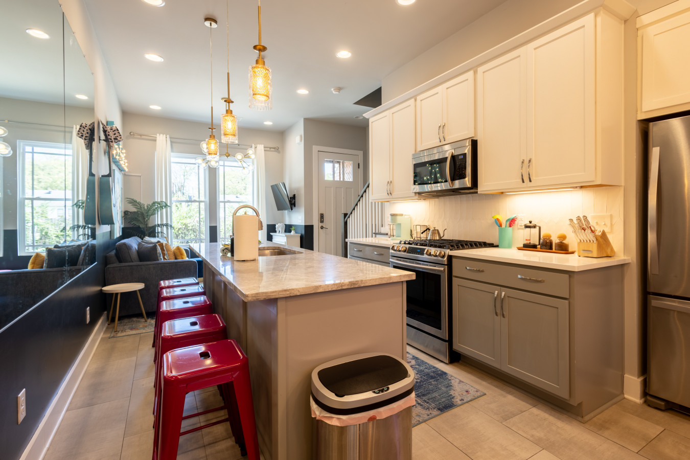 Fuel up for your Nashville adventures in our sleek, fully-stocked kitchen