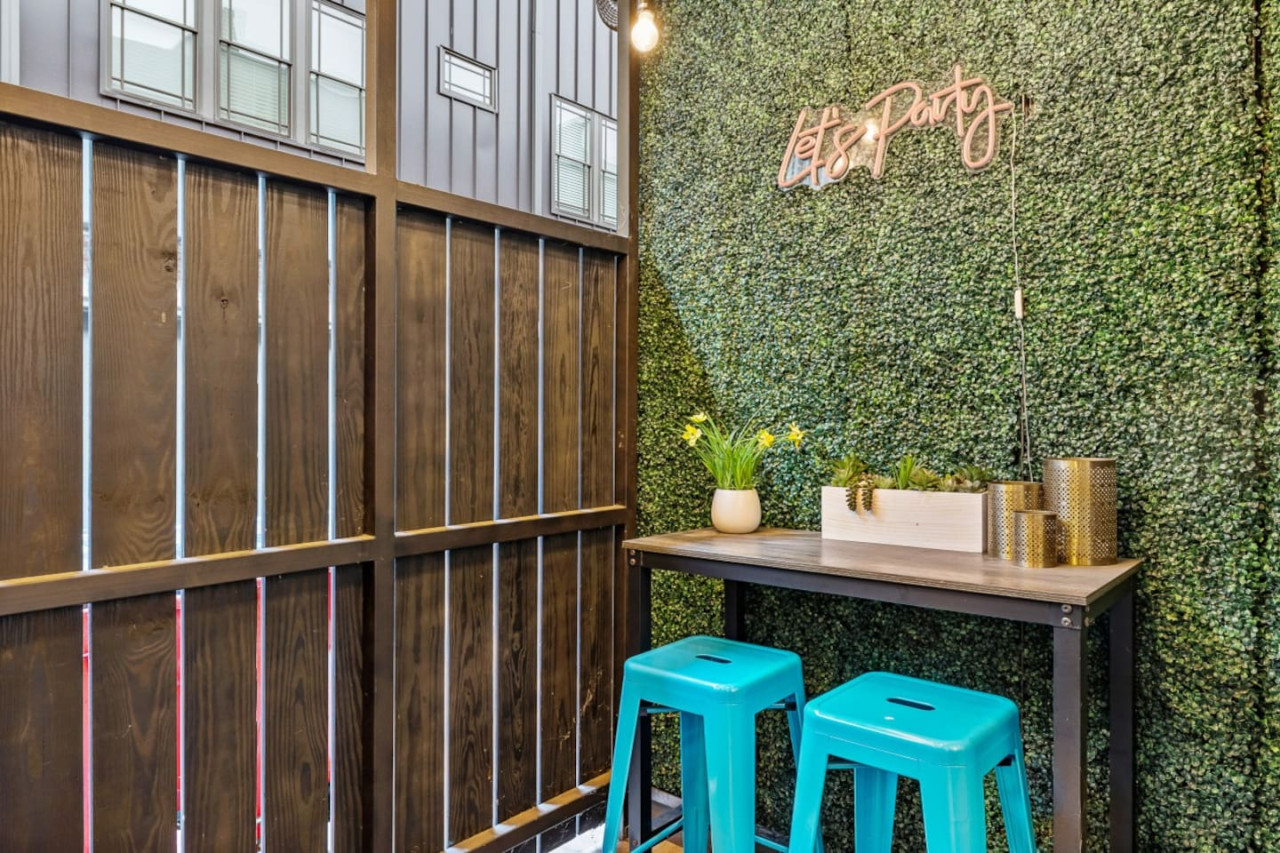 city-dreamsorbroadwayordesignerorbachelorette/