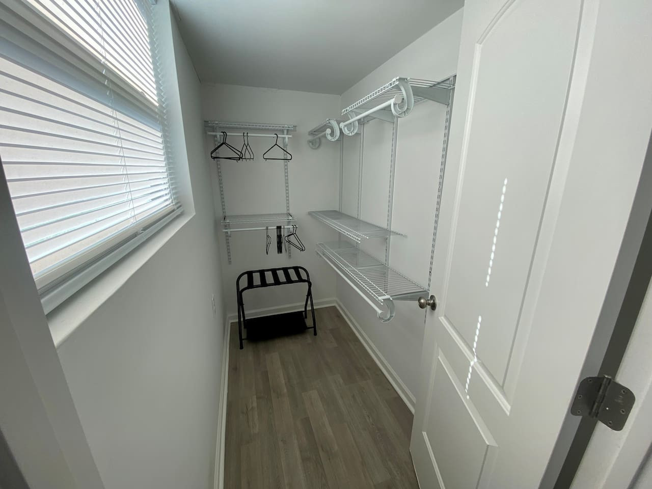 Ample place for storage and clothes