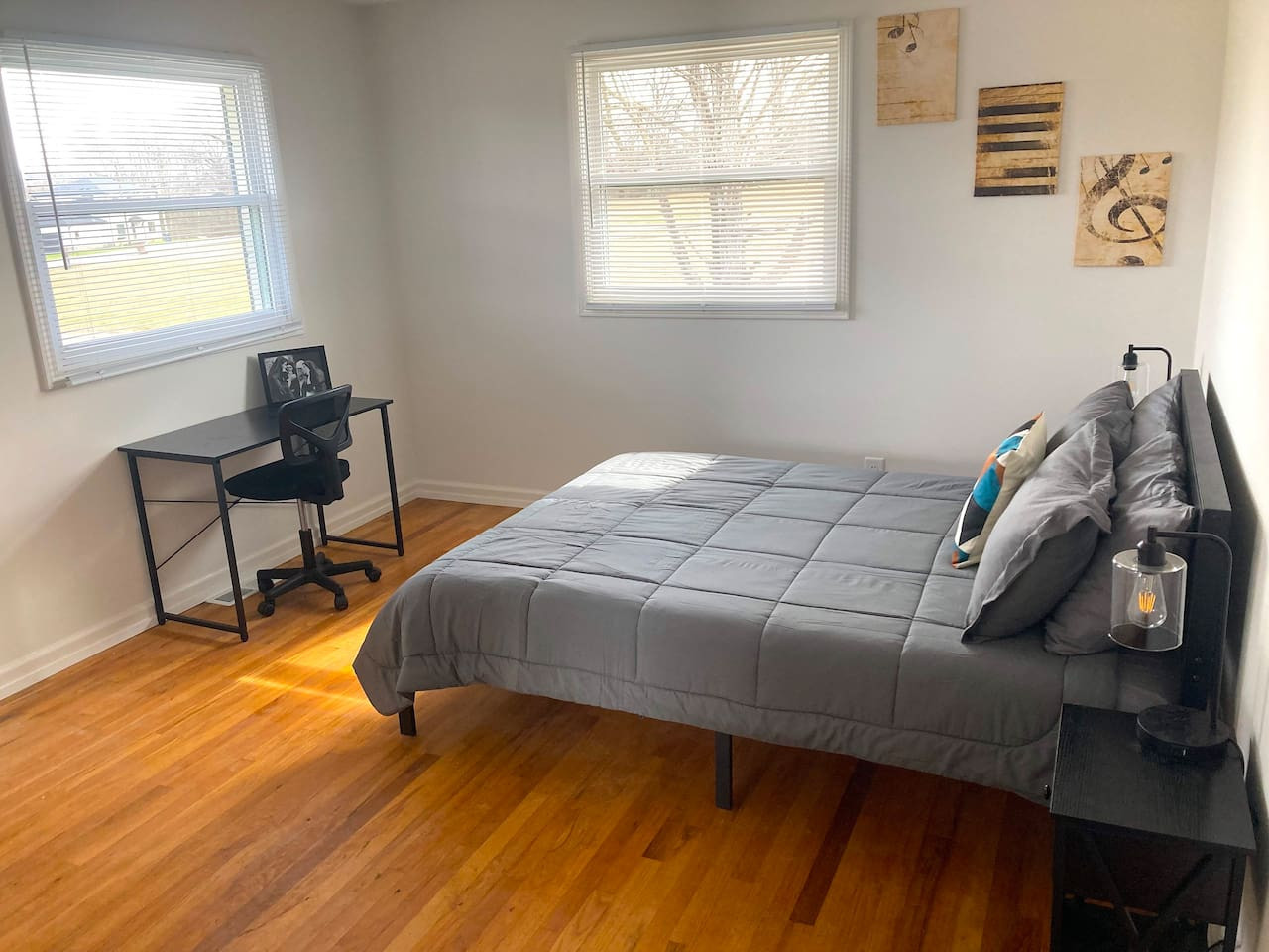 Bedroom 1 Queen Bed and Desk