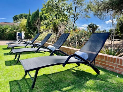 Pool | Hot Tub | BBQ | PS5 | Aircon | Center 5min
