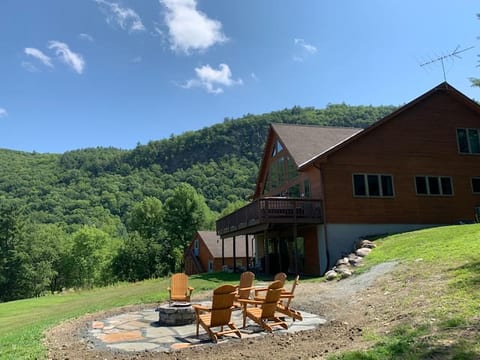 Chalet on a Hill w/ Mountain & Lake View, Hot Tub