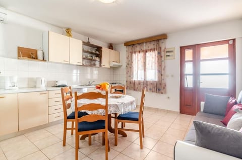 House Ivana - Unit 376207-13