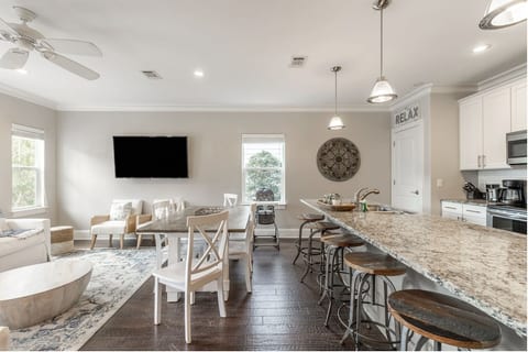 Spacious interior with plenty of seating