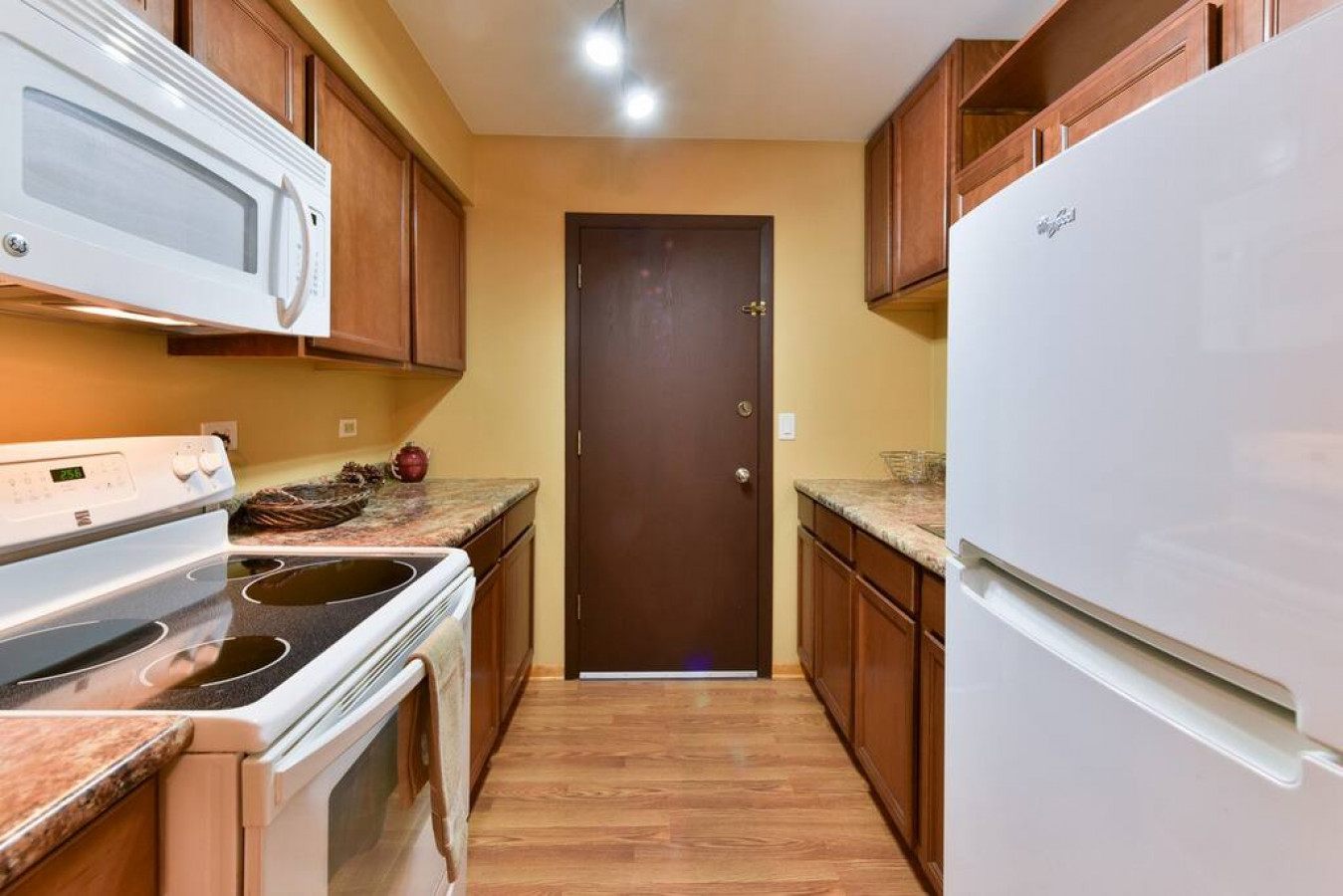 chicago-condo-luxurious-condo-in-top-rated-neighborhood/