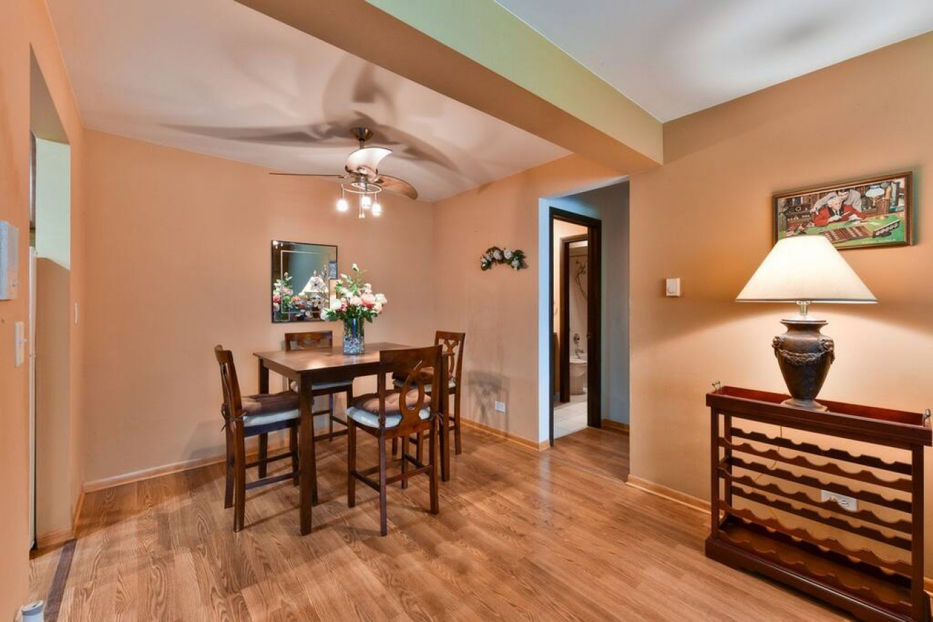 chicago-condo-luxurious-condo-in-top-rated-neighborhood/