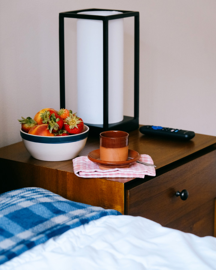 luxurious-remodeled-1br-condo/