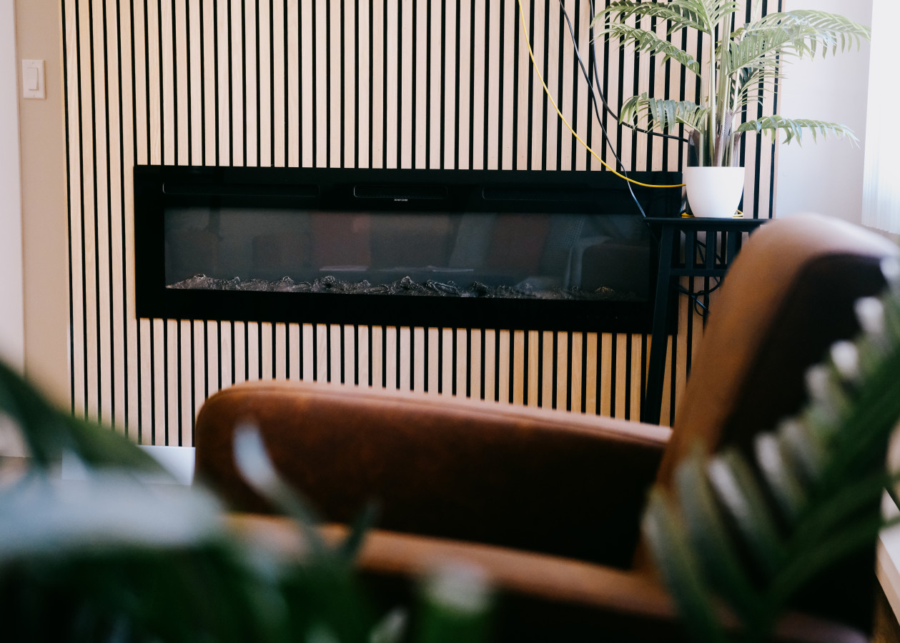 luxurious-remodeled-1br-condo/