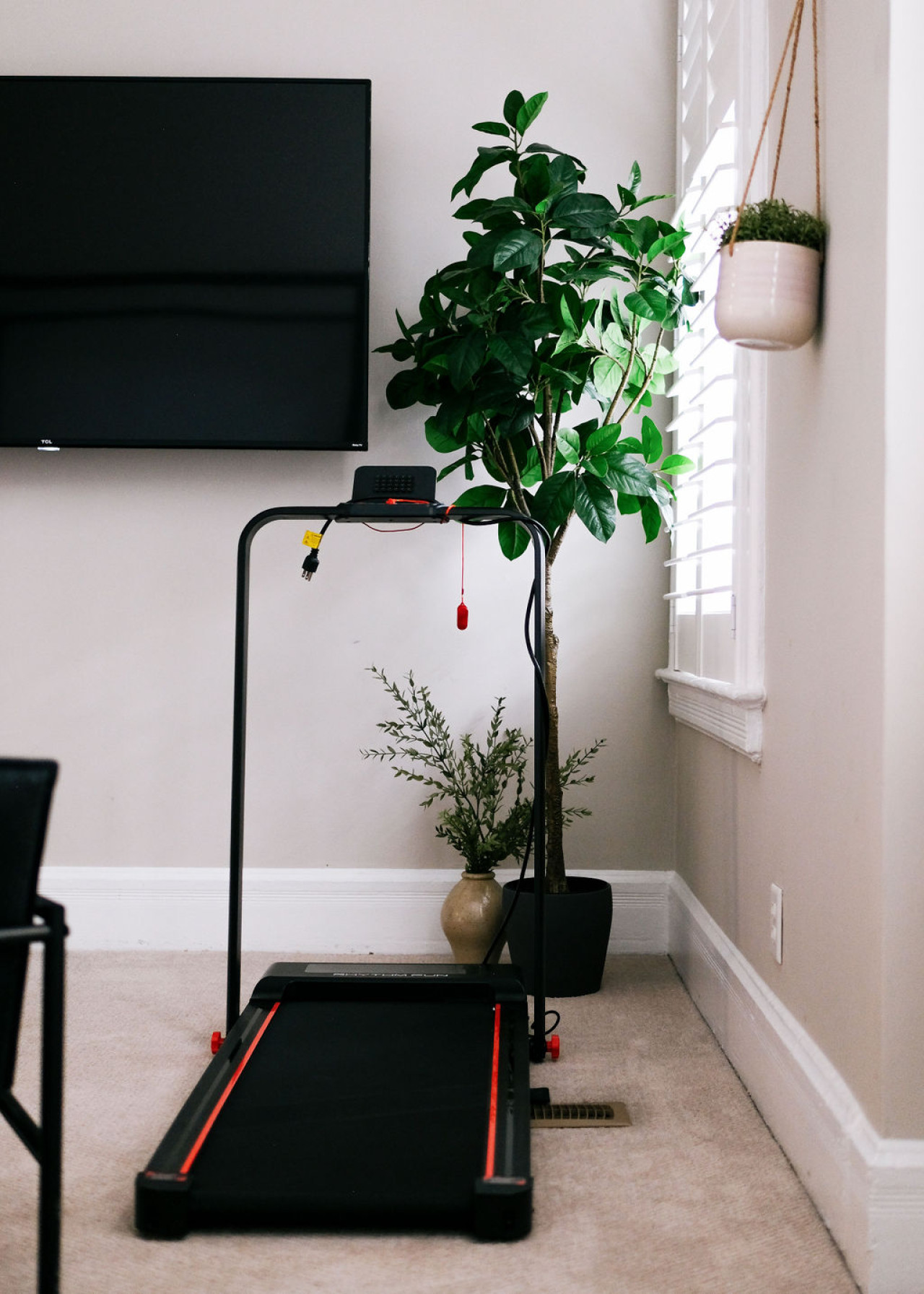 4-br-*-theater-room-*-gym-*-walk-to-lincoln-park!/