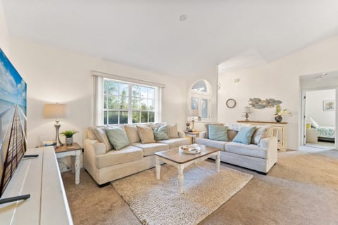 3 BR Pool Home, Near the Beach & Golf Courses!