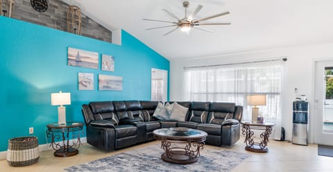 4BR - Heated Pool and Lanai