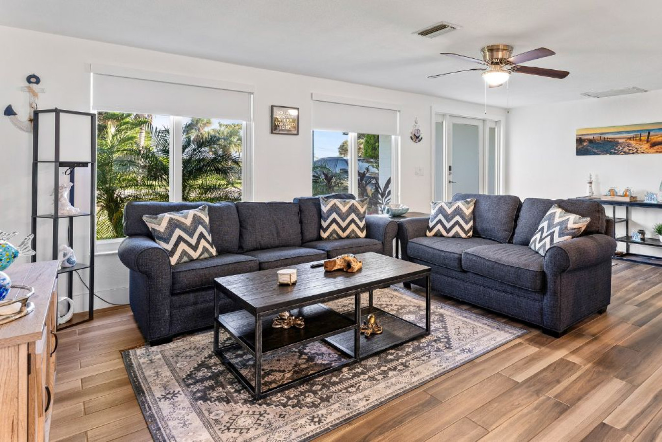 englewood-escape:-3br-water-front-with-pool/