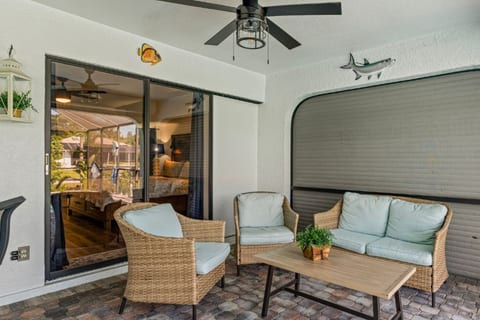 3BR Coastal Oasis: Waterfront Home with Pool