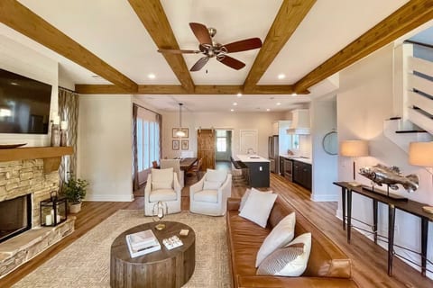 Luxury 5BR Lake House w/ Porch & Lake View