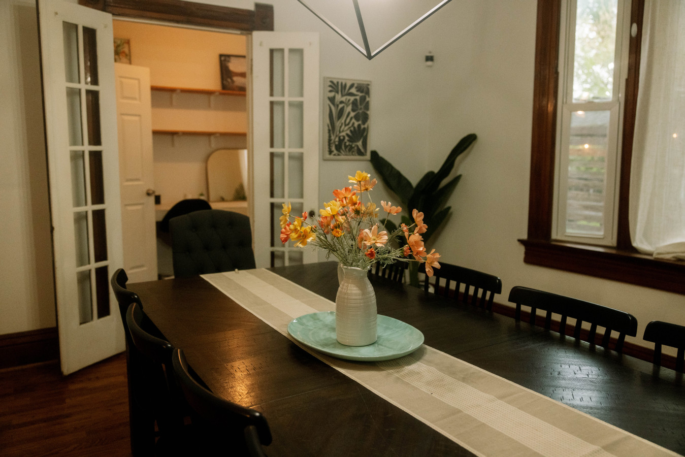 7br-*-fire-pit-*-huge-private-backyard-and-patio/