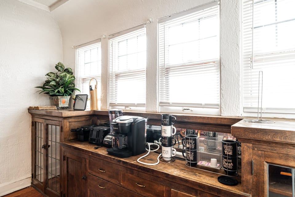 Charming 6BR Home in Milwaukee’s Historic District - Milwaukee