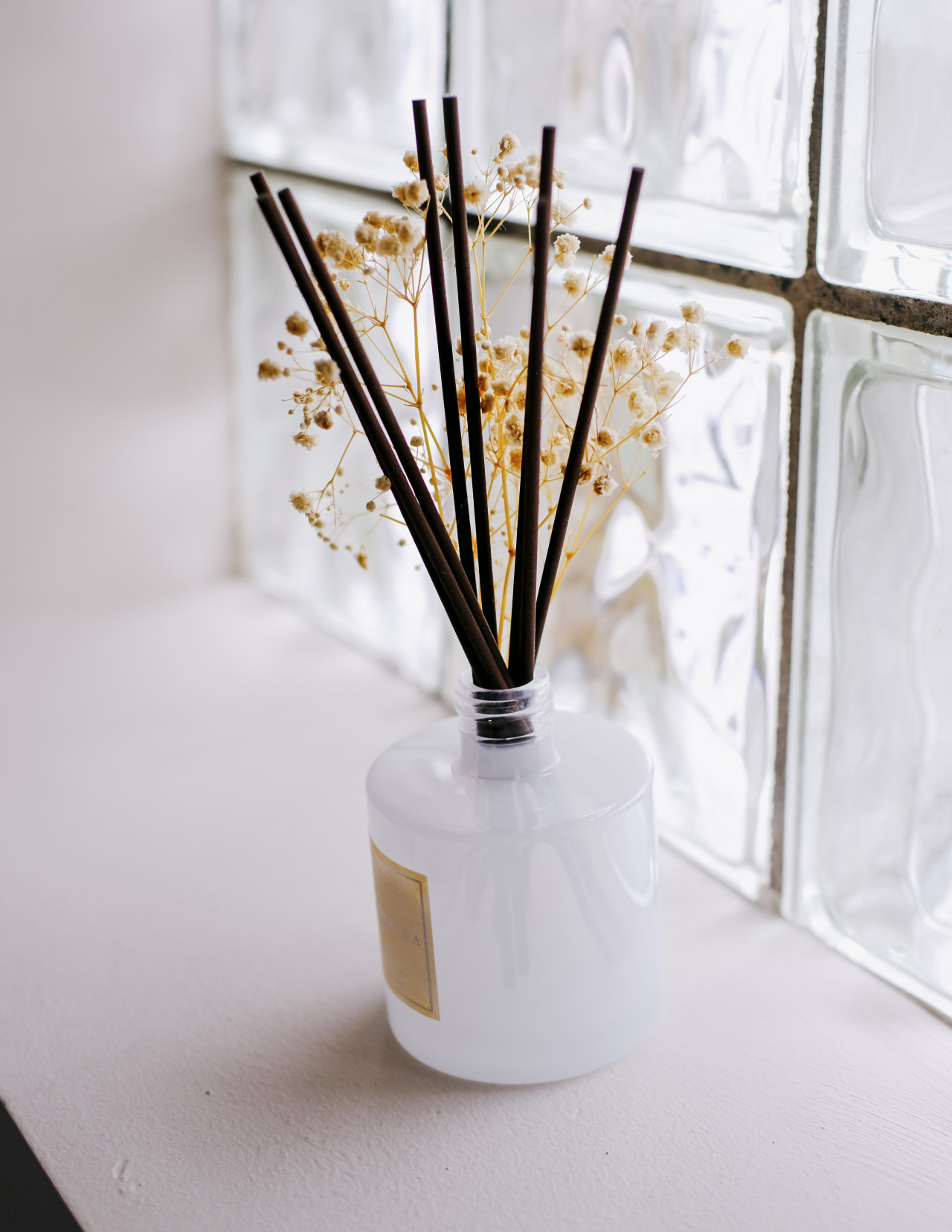 sleeps-4-*-new-modern-1br-*-workspace/