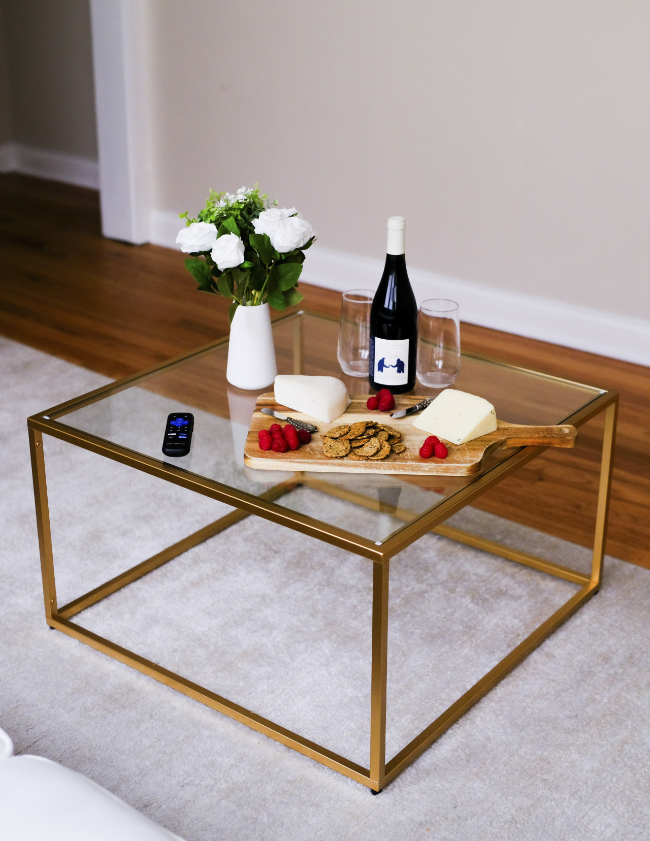 sleeps-4-*-new-modern-1br-*-workspace/