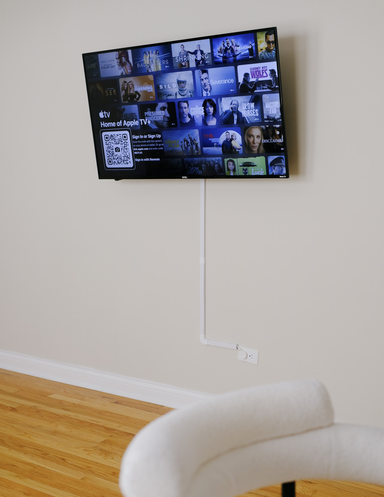 sleeps-7-*-huge-projector-*-designated-workspace/