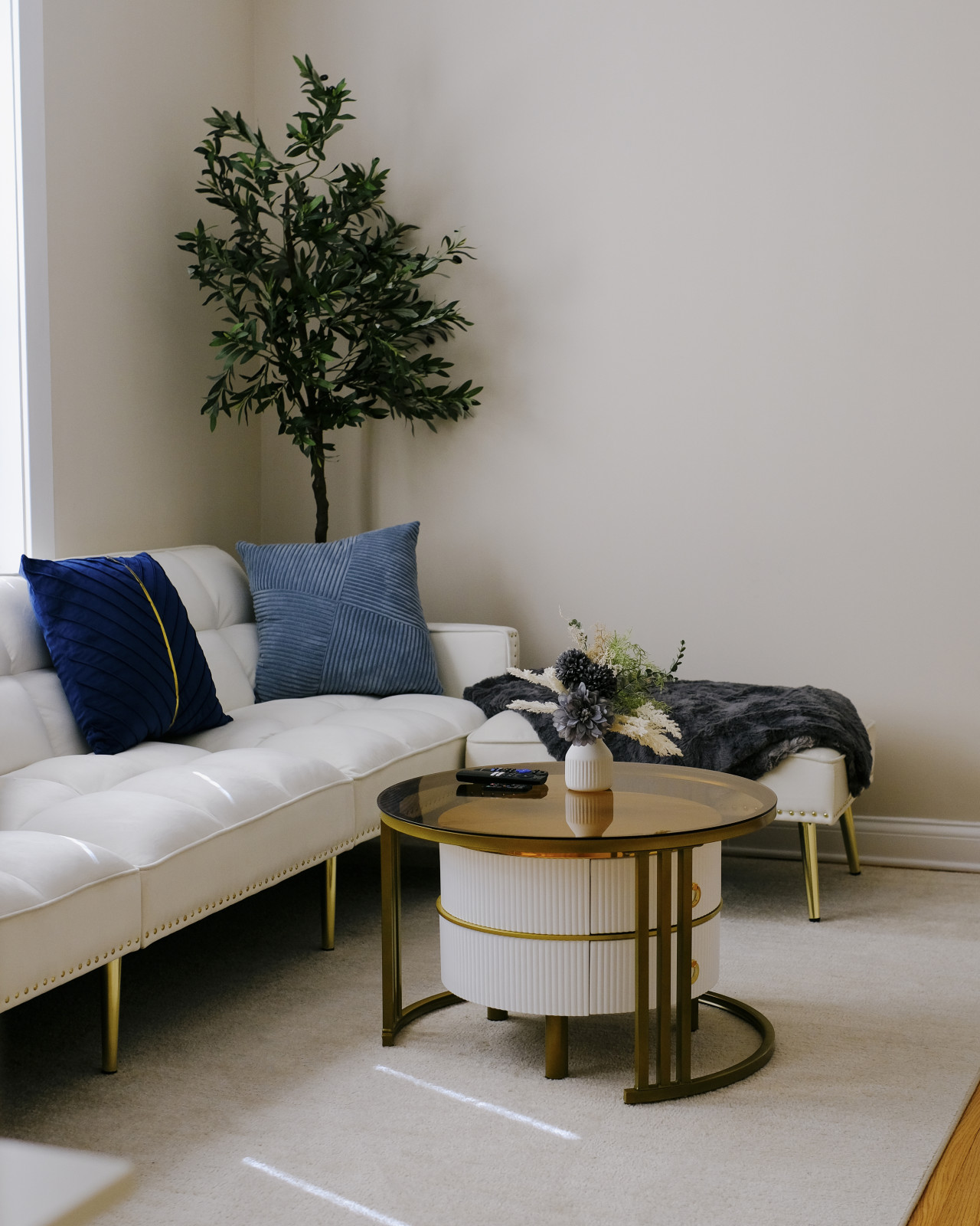 sleeps-7-*-huge-projector-*-designated-workspace/