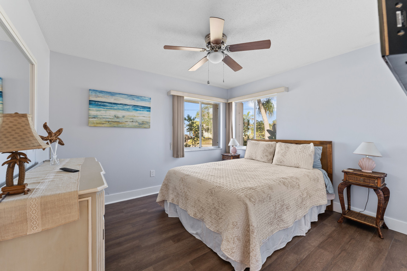 Waterfront •  Canal View • Games • King Bed - Port Charlotte