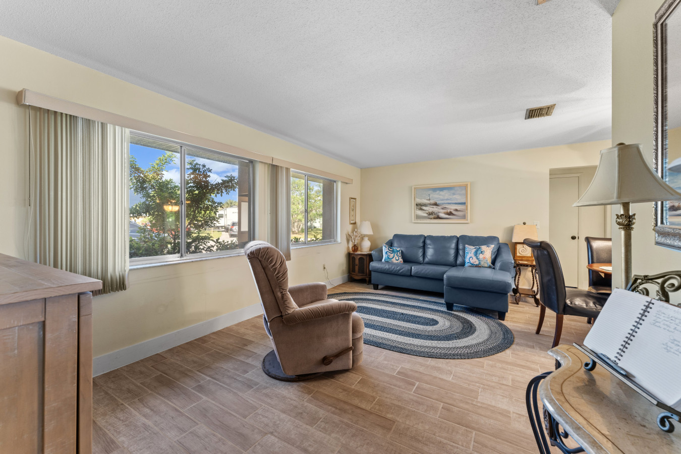 Waterfront •  Canal View • Games • King Bed - Port Charlotte