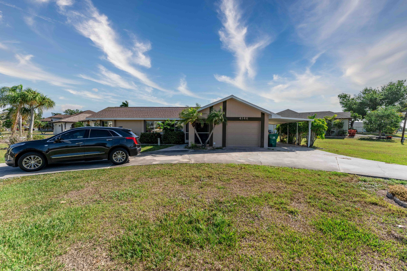 Waterfront •  Canal View • Games • King Bed - Port Charlotte