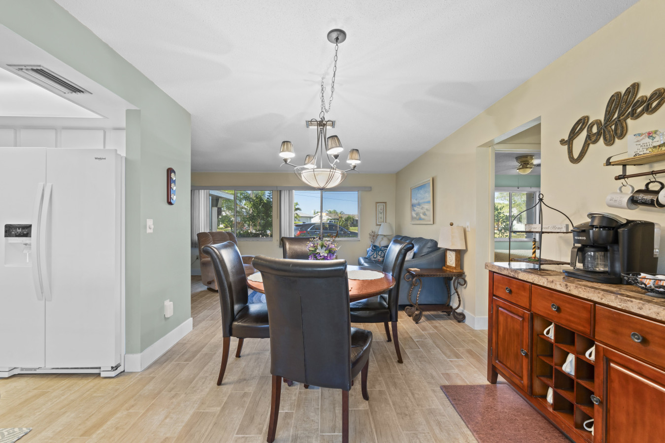 Waterfront •  Canal View • Games • King Bed - Port Charlotte