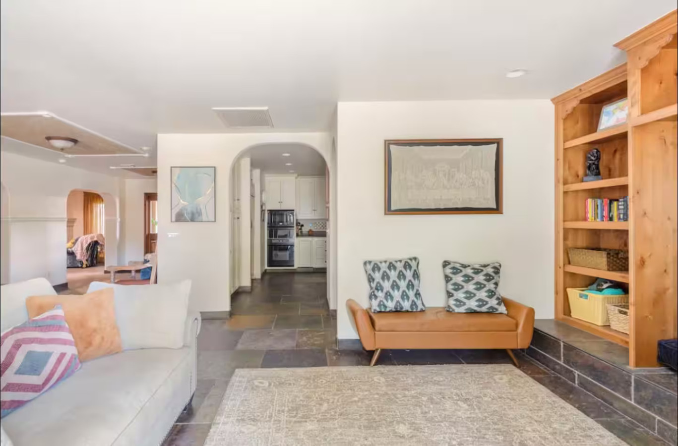 Desert Oasis: 5BR Home with Pool & Firepit - Phoenix