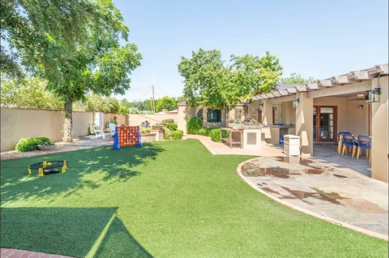 Desert Oasis: 5BR Home with Pool & Firepit - Phoenix