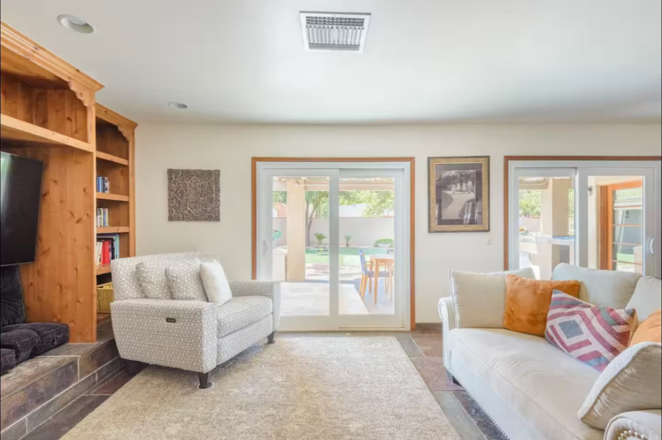 Desert Oasis: 5BR Home with Pool & Firepit - Phoenix