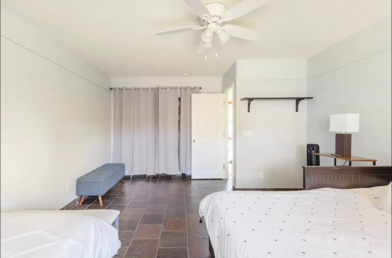 Desert Oasis: 5BR Home with Pool & Firepit - Phoenix