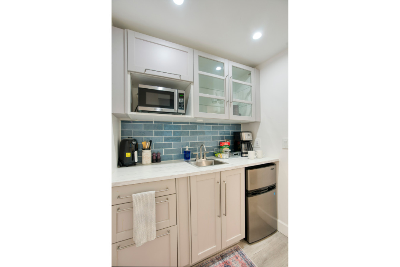 Desert Oasis: 5BR Home with Pool & Firepit - Phoenix