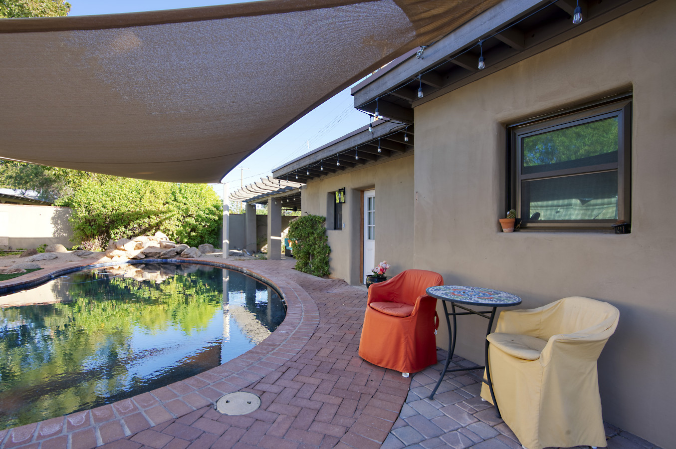 Desert Oasis: 5BR Home with Pool & Firepit - Phoenix