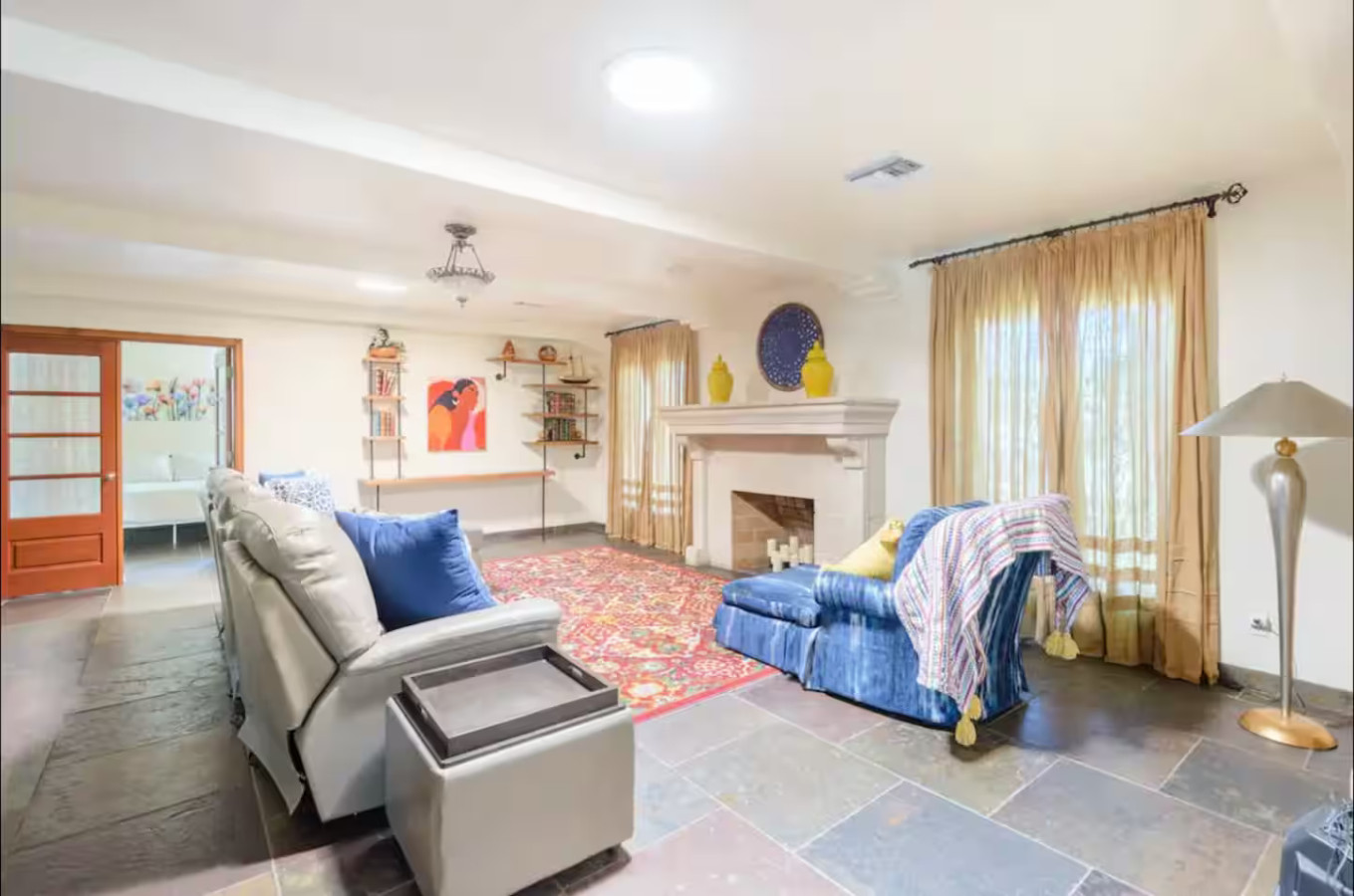 Desert Oasis: 5BR Home with Pool & Firepit - Phoenix