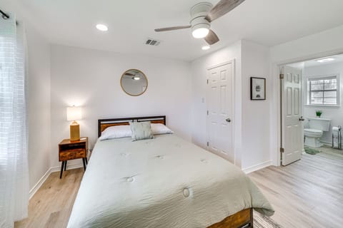 Chic San Antonio Cottage: 5 Miles to Downtown