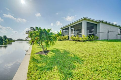 Your perfect getaway awaits! Enjoy a peaceful stay with stunning canal views and the comfort of a beautiful home.