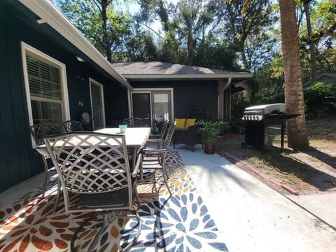 Patio with Gas Grill