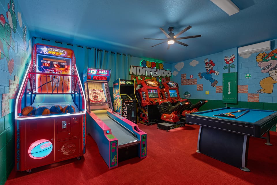 Free arcade!
