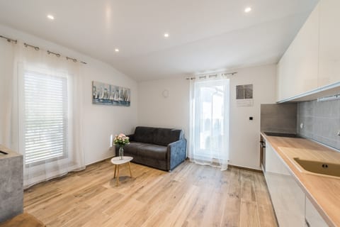 Apartments Cozy - Unit 376701-13