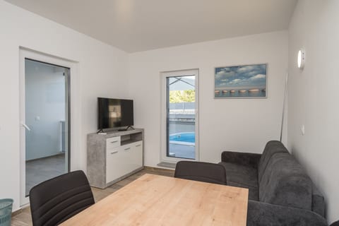 Apartments Cozy - Unit 376703-13