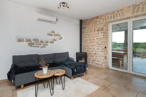 House Toma - Unit 376760-13