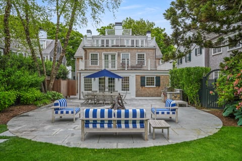Connaught House Luxury North Water Street enclave with pool